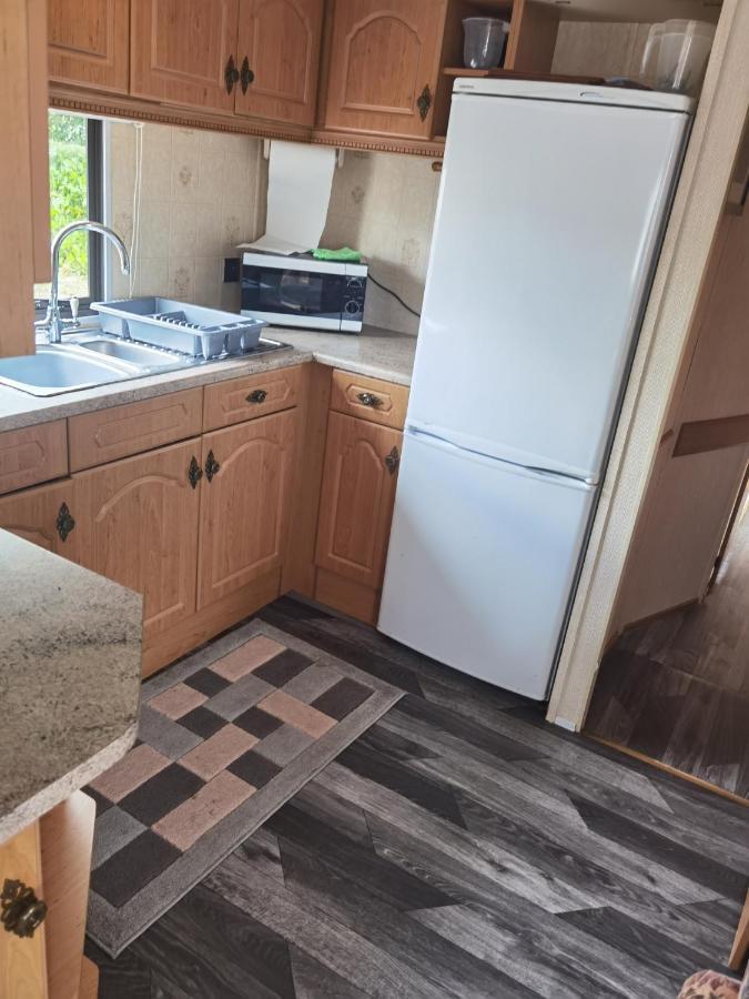 Lochlands Caravan Park X Villa Форфар Екстериор снимка